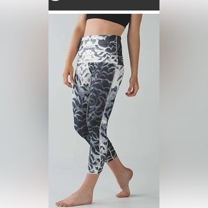 Lululemon Wunder Under Pant*SE Dance Pretty Plume Angel Wing Black